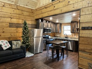 Interior - Family Log Cabin! Great location, privacy & ambiance! Hot tub! Corn Hole! (Sevierville)