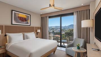 Superior-Suite, 1 Doppelbett und Schlafsofa | Hochwertige Bettwaren, Daunenbettdecken, Minibar, Zimmersafe