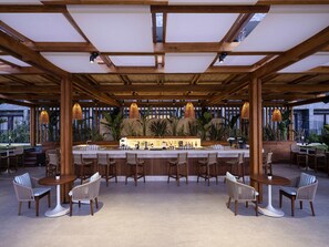 Bar (in der Unterkunft)