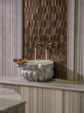 Couples treatment room(s), sauna, steam room, body treatments - The Bodrum Hotel Yalikavak - MGallery Collection (Bodrum)