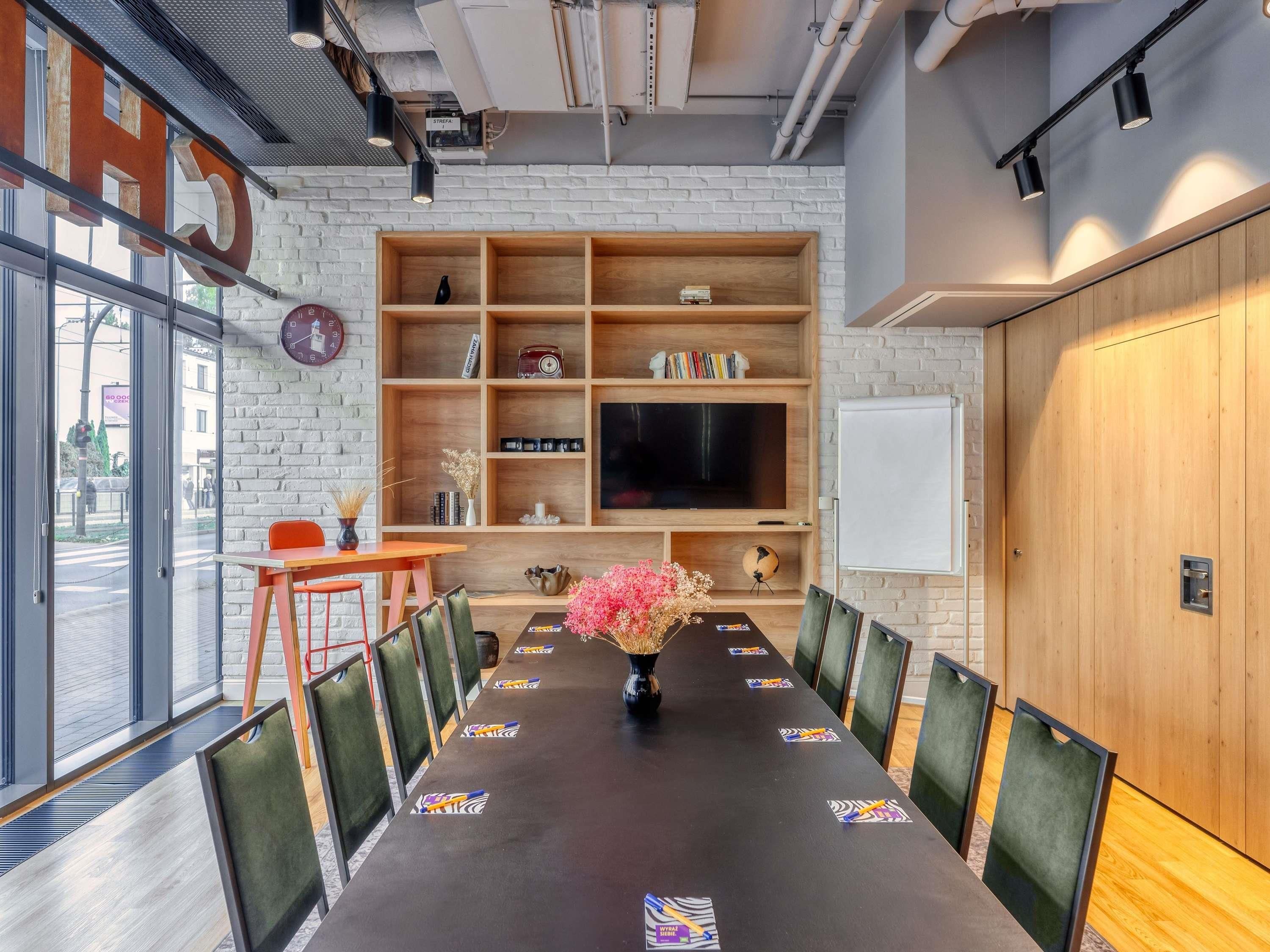 Meeting facility