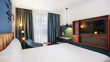 Chambre Standard, 1 lit double | Bureau, espace de travail pour ordinateur portable, rideaux occultants