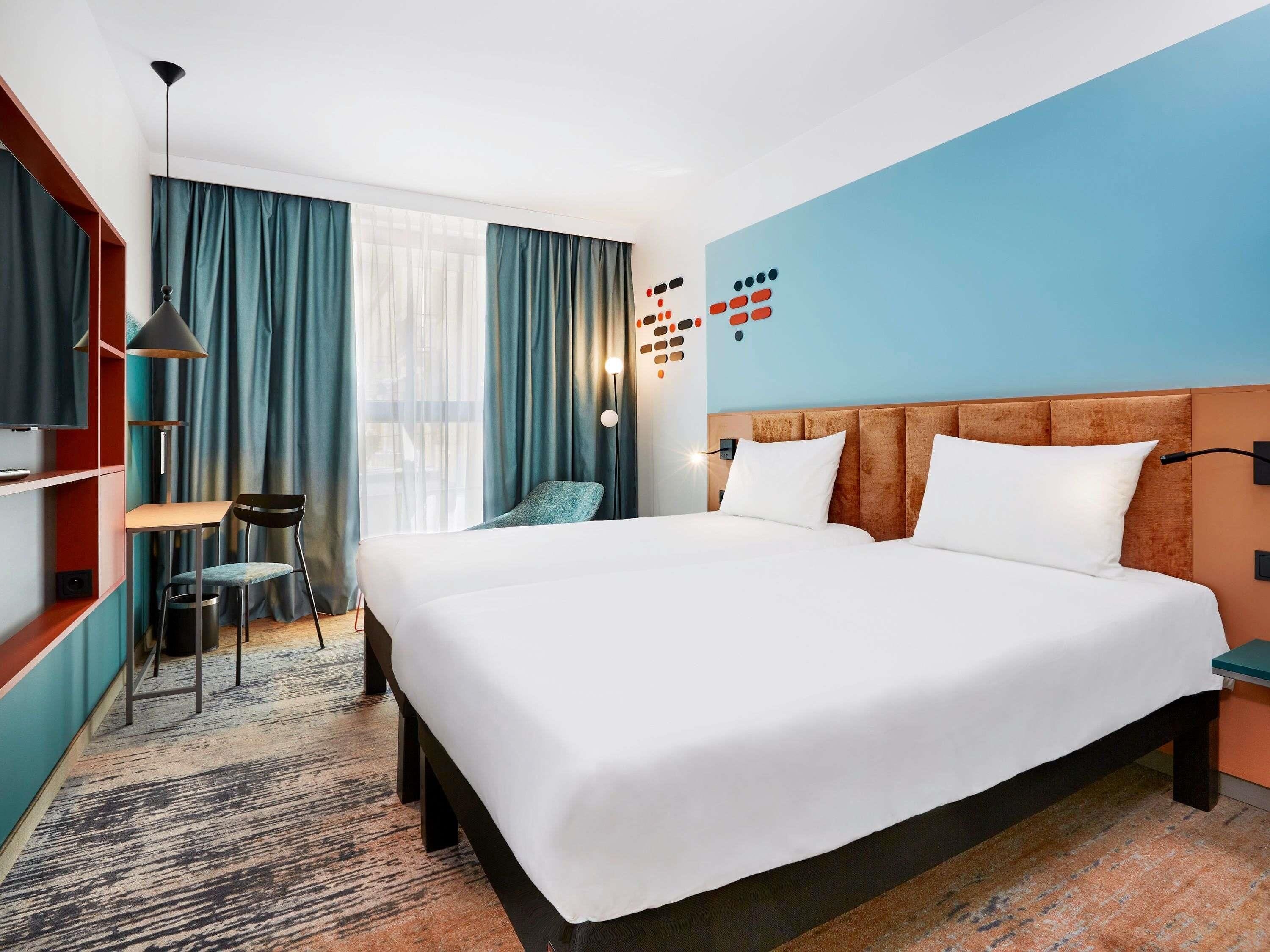 Superior Room, 1 Double Bed | Desk, laptop workspace, blackout curtains, soundproofing