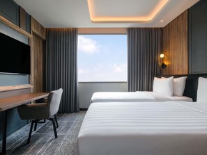 Executive Suite, 2 Single Beds