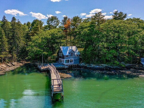 Historic Boathouse over Water, Stunning View, Private Pier + Dock + Mooring