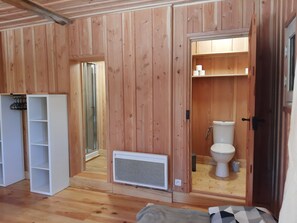 Shower, hair dryer, towels, soap - Chalet du grand Cėdre - 5 rooms 8 pers. (Bédoin)