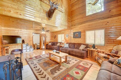 “Duck Creek Family Cabin • Above Duck Creek Village • Sleeps 11