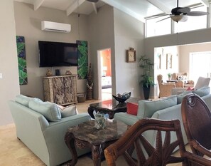 Smart TV - Wave Away!! A Gorgeous Beachfront home with private pool!! (Christiansted)