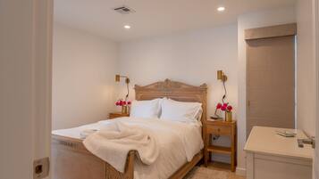 2 chambres, fer et planche à repasser, Wi-Fi gratuit, draps fournis