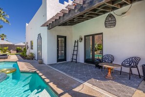 Outdoor pool, a heated pool