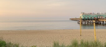 Rustic Ocean View Beach House - BEST Location in Ocean View! 2 bed/1 bath House