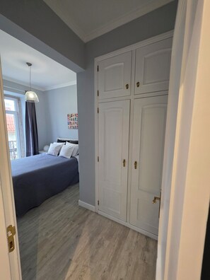 1 Schlafzimmer, Bügeleisen/Bügelbrett, Reisekinderbett, kostenloses WLAN