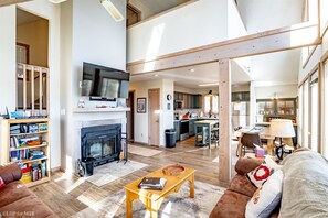 Fireplace, DVD player