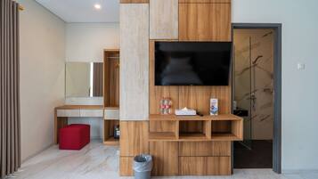 1 habitación, ropa de cama de alta calidad y escritorio