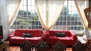 Unclassified image, 5 of 37, button - Family Holiday Villa Vacation Ponta Delgada (POnta Delgada)