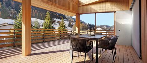 تناول الطعام بالخارج