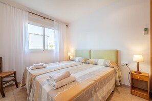 2 habitaciones, tabla de planchar con plancha y wifi gratis 