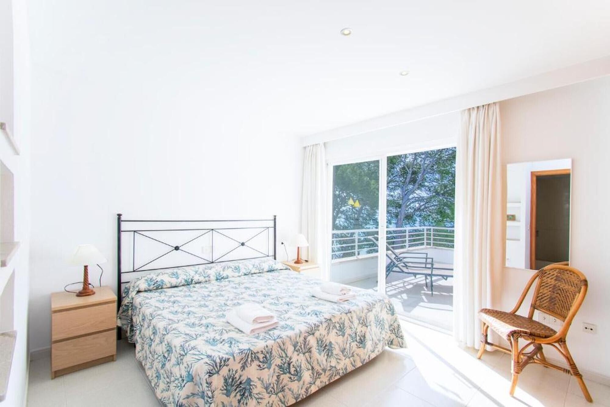 3 soverom, strykejern/-brett, wi-fi (inkludert) og sengetøy