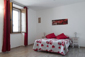 1 bedroom, iron/ironing board, bed sheets