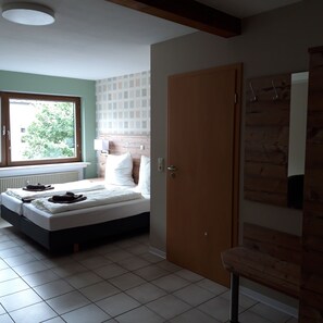 3 dormitorios, wifi gratis, ropa de cama