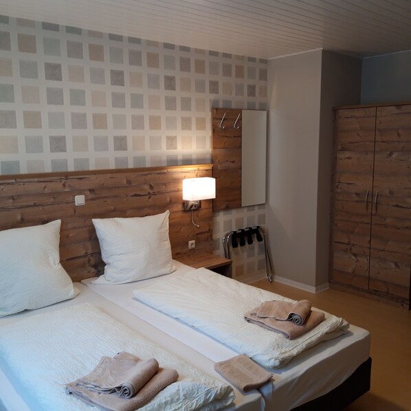3 bedrooms, free WiFi, bed sheets