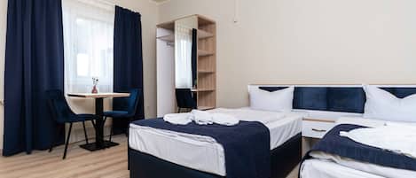1 bedroom, WiFi, bed sheets