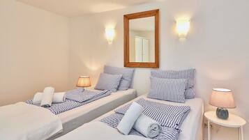 2 dormitorios, escritorio, wifi y ropa de cama