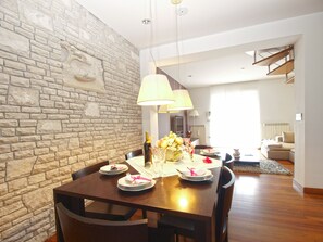 Dining - Villa 2103/39323 (Istria - Pula), 2500m from the beach (Pula)