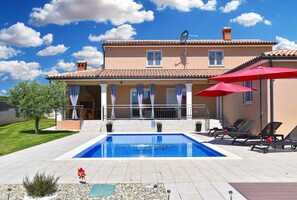 Pool - House 2105/39330 (Istria - Divšići), 12000m from the beach (Divšići)