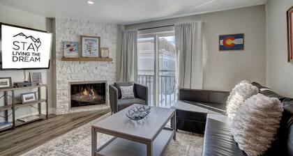 Newly Remodeled Listing! Downtown, walk to the Restaurants, Bars, and Slopes!