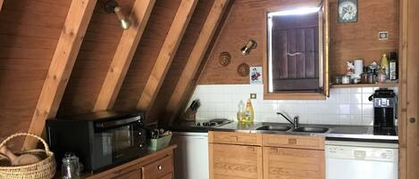 Fridge, microwave, dishwasher, highchair