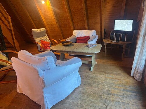 3-Room Chalet with Terrace and Free Parking