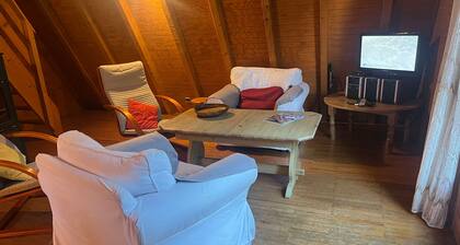 3-Room Chalet with Terrace and Free Parking