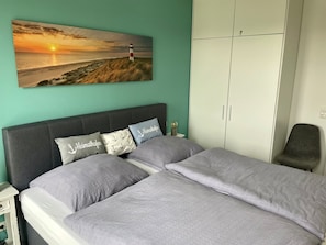 1 chambre, fer et planche à repasser, lit parapluie, Wi-Fi gratuit