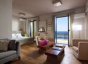 Suite, 1 habitación, vista al mar | Cunas gratuitas, wifi gratis y ropa de cama