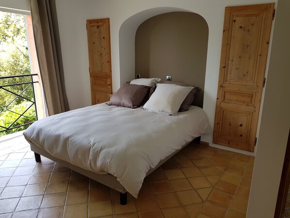 3 Schlafzimmer, Bügeleisen/Bügelbrett, WLAN