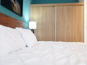 2 quartos, ferros/tábuas de passar roupa, Wi-Fi, roupa de cama