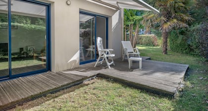 200m from Port de Crouesty, House for 6