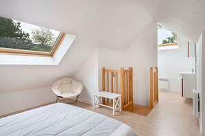 3 chambres, fer et planche à repasser, Wi-Fi gratuit