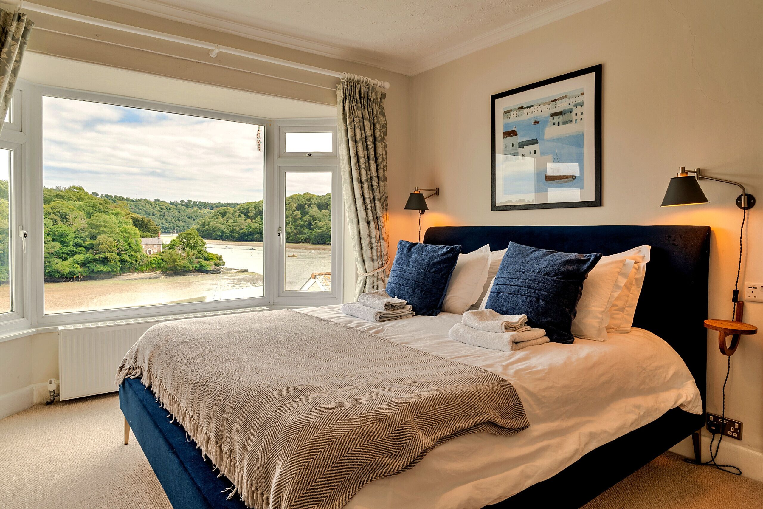 3 bedrooms, iron/ironing board, travel crib, free WiFi