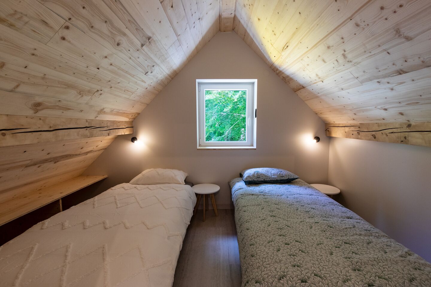 4 chambres, fer et planche à repasser, lit parapluie, Wi-Fi gratuit