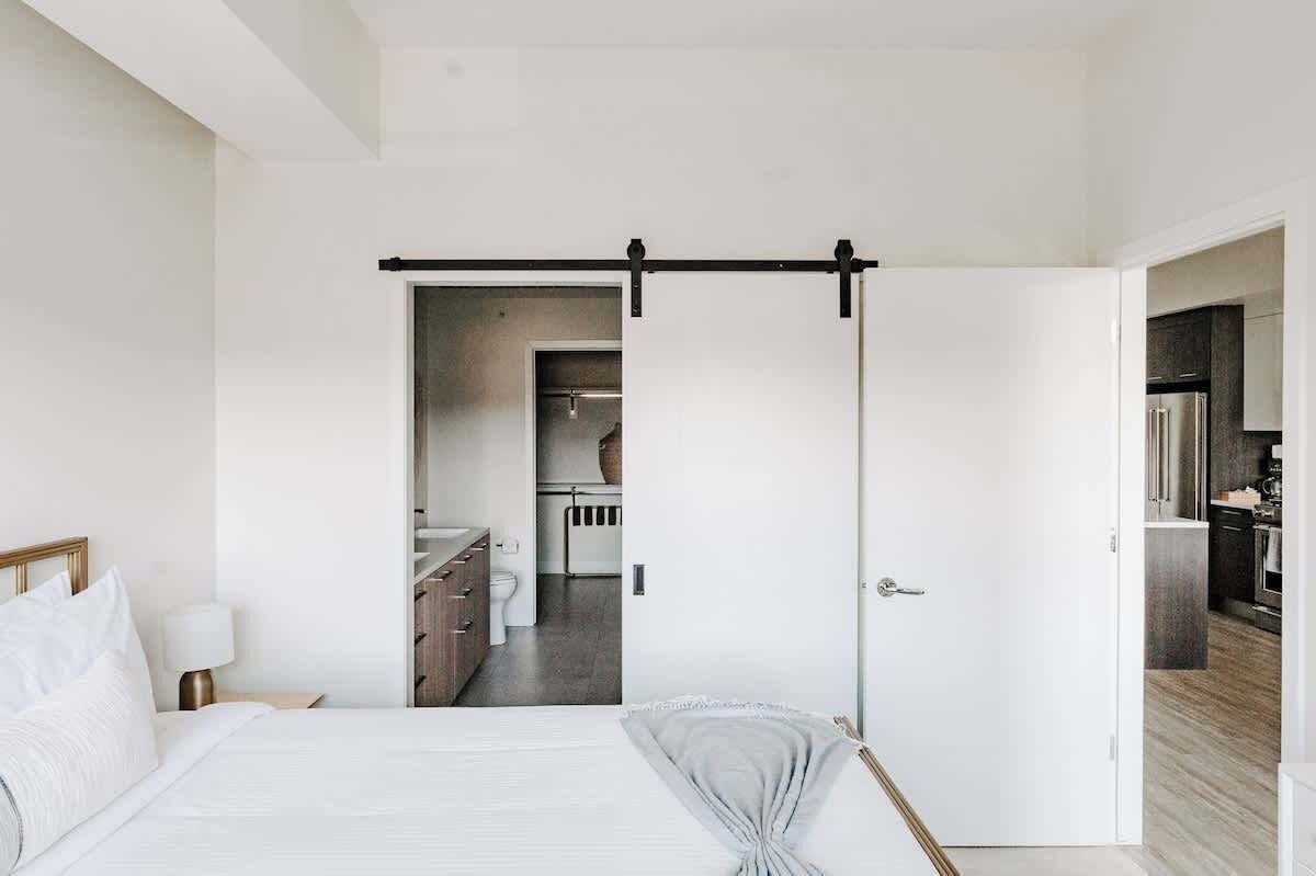 1 室のベッドルーム、アイロン / アイロン台、WiFi、ベッドシーツ