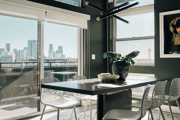 Dining - Central LoHi Clubhouse | Skyline View | Sleeps 12! (Denver)