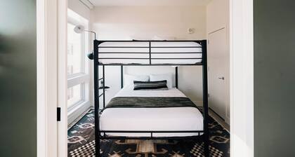 Central LoHi Clubhouse | Skyline View | Sleeps 12!