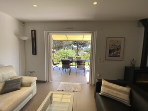 Smart TV, fireplace - Villa + Studio SUR LE Golf (Saint-Raphaël)