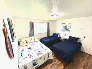 2 bedrooms, free WiFi, bed sheets - Relaxing 2 Bdrm Coastal Cottage near Joe's Valley (Orangeville)