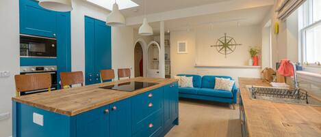 House, Multiple Beds | 4 bedrooms, premium bedding, iron/ironing board, free WiFi