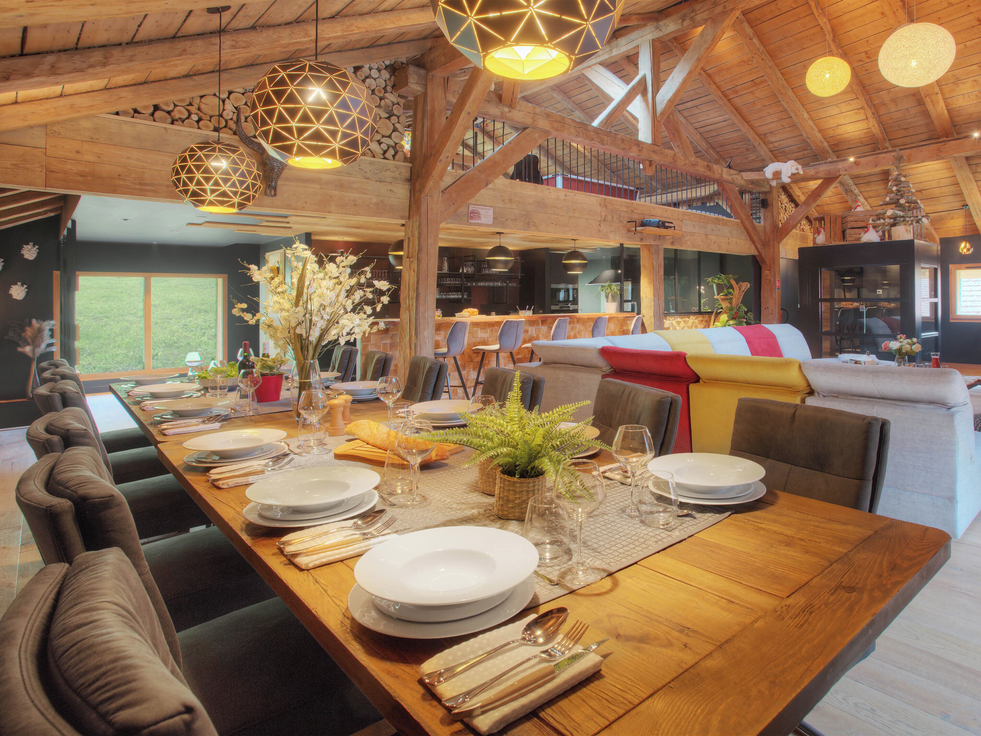 Petit déjeuner continental (15 EUR par personne)