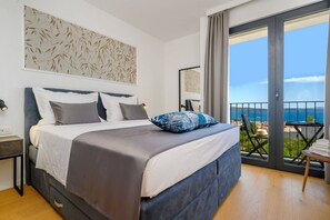 6 habitaciones, tabla de planchar con plancha, wifi y ropa de cama 