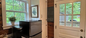 Quaint Guest Cottage